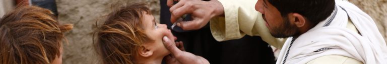 Le nouveau vaccin polio buccal monovalent 2 au Tadjikistan : ça marche !
